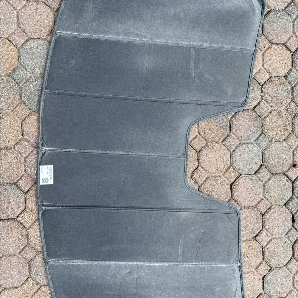 Mazda Custom Sunshade - Picture 2 of 3
